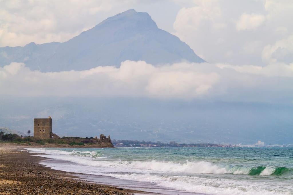 Villa Indipendente Le Coccinelle Beach Mare Piscina A 250 Mt Dal Mare Con Servizio Di Piscina A 400 Mt 12 K Da Cefalu Campofelice Di Roccella Exterior foto